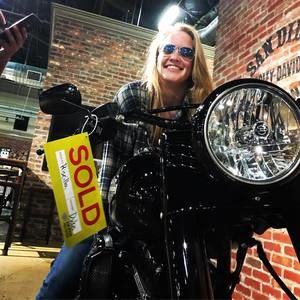 Meet your Posher, Priscilla